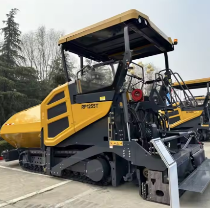 Asphalt Paving Machine 1